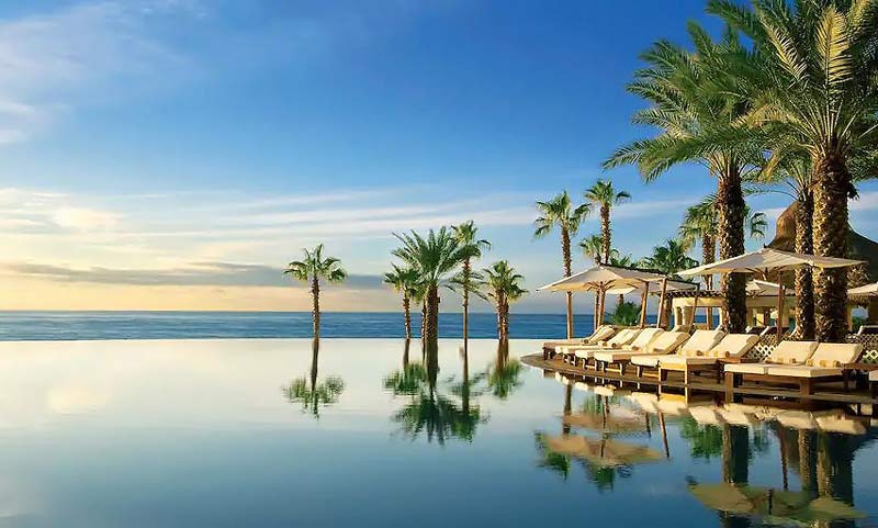 Hilton Bimini at Resort World pool
